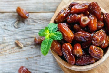 தினமும் இந்த நேரத்தில் பேரீச்சம் பழம் சாப்பிடுவது நல்லதா? கெட்டதா? தெரிந்து கொள்வோம் வாங்க!