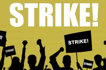 පිරිසක් නිහඬ විරෝධතාවයක..