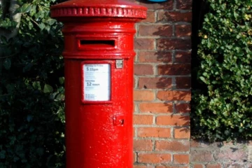 இறந்தவர்களுக்கு கடிதம் அனுப்ப அஞ்சல் பெட்டி