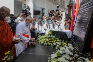 பத்து கோடி ரூபா நட்டஈடு ; முன்னாள் ஜனாதிபதி மைத்திரி கைதாவாரா?