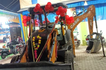 மணமகனுக்கு மணப்பெண்ணின் குடும்பத்தினர் கொடுத்த பிரமாண்ட திருமண பரிசு!