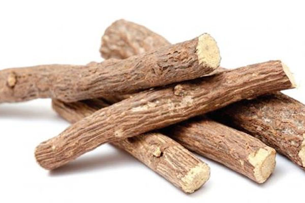 தொண்டை புண்ணை சரிசெய்ய இயற்கை முறை | Natural Remedies For Sore Throat Sufferers