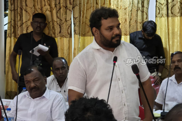 செம்மணி படுகொலைக்கு விசாரணை கோரி மட்டக்களப்பு மாநகரசபையில் பிரேரணை நிறைவேற்றம் | Batti Mc Session Demand Investigation Chemmani