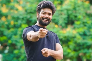 பிரபல இயக்குனரை வீட்டிற்கு சென்று சந்தித்த பிக்பாஸ் 8 நிகழ்ச்சி புகழ் விஷால்... யாரை பாருங்க