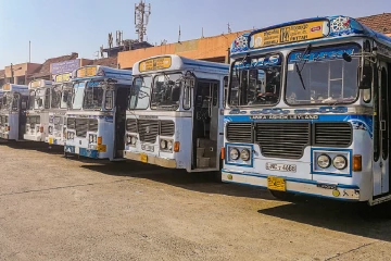 අද සිට ජනතාවට සුභ ආරංචියක් - දුම්රිය සහ පෞද්ගලික බස් ධාවනය ඉහළට