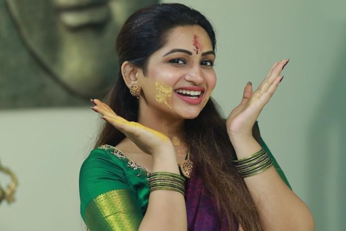 கணவரின் பிறந்தநாளை கேக் வெட்டி கொண்டாடிய சீரியல் நடிகை நக்ஷத்ரா நாகேஷ்.. புகைப்படங்கள் இதோ | Nakshathra Nagesh Celebrated Her Husband Birthday