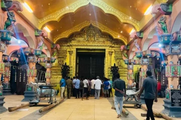 யாழ் பிரபல ஆலயத்தில் ரவுடிகளான பூசாரிகள்; மீண்டும் அடிதடி!
