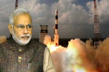 2040க்குள் சந்திரனில் இதை பண்ணியே ஆகனும் - விஞ்ஞானிகளுக்கு பிரதமர் மோடி திடீர் உத்தரவு!