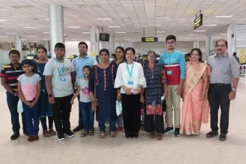 பரிசளிப்பு விழாவிற்காக இங்கிலாந்து செல்லும் வடக்கு, கிழக்கு மாணவர்கள்(photos)