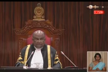 අද පාර්ලිමේන්තුවේ ප්‍රථම වරට කරන දේ මෙන්න..සජීවී විකාශනය මෙතනින් නරඹන්න.(LIVE)