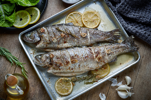 மீன் உணவுகளை அதிகம் எடுத்துக்கொள்வதனால் கிடைக்கும் நன்மைகள் என்ன தெரியுமா? | What Happens When You Eat Too Much Fish