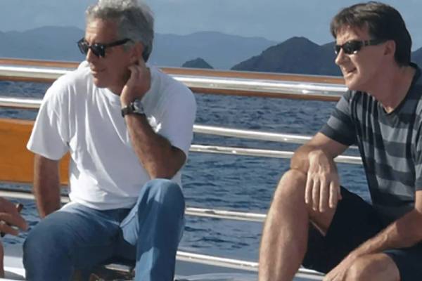 உள்ளாடையுடன் புகைப்படம்... எப்ஸ்டீன் தொடர்பால் பதவி துறந்த முன்னாள் பிரித்தானிய தூதர் | Ex British Envoy Epstein Links