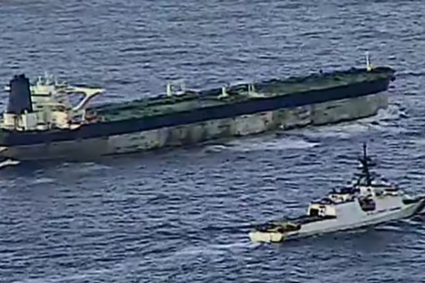 அமெரிக்கா கைப்பற்றிய ரஷ்ய கப்பலிலிருந்த இந்தியர்கள் விடுவிப்பு | Indians Release From Russian Tanker Seize By Us