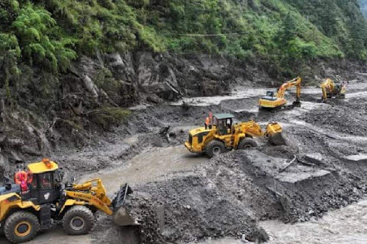நேபாளத்தை உலுக்கிய அனர்த்தம் ; 700ஐ கடந்த பலி எண்ணிக்கை | Nepal Disaster Death Toll Surpasses 700 நேபாளத்தை உலுக்கிய அனர்த்தம் ; 700ஐ கடந்த பலி எண்ணிக்கை | Nepal Disaster Death Toll Surpasses 700