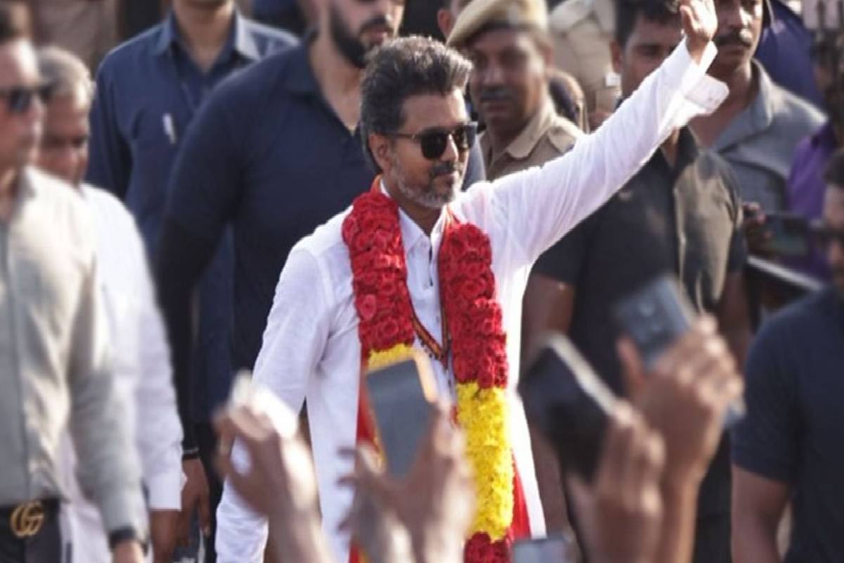 நாளை முதலமைச்சராக பதவியேற்க திட்டமிட்டுள்ள விஜய் - முதல் கையெழுத்திற்காக காத்திருக்கும் மக்கள் | Tamilnadu Vijay Sign 2 Major Projects After Cm