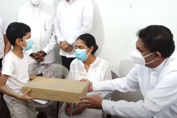 பாகிஸ்தானில் கொல்லப்பட்ட பிரியந்தவின் பிள்ளைகளுக்கு சஜித் உதவி!