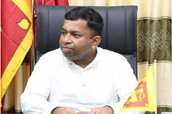 ஊடகவியலாளர் சசி புண்ணியமூர்த்தியை தொடர்ந்து அச்சுறுத்தி வரும் பிள்ளையான்! | Pillaiyan Threatened Journalist Sasi ஊடகவியலாளர் சசி புண்ணியமூர்த்தியை தொடர்ந்து அச்சுறுத்தி வரும் பிள்ளையான்! | Pillaiyan Threatened Journalist Sasi