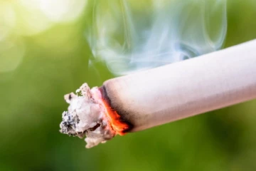 අද සිට දුම්වැටියක මිලද ඉහළ දැමේ..!