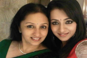 நடிகை த்ரிஷா சினிமாவிலிருந்து விலகல்? அரசியலில் எண்ட்ரி? த்ரிஷாவின் அம்மா கூறிய தகவல்