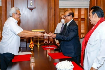 சுசிலின் பதவி நீக்கம் வெளிப்படுத்தும் விடயம்