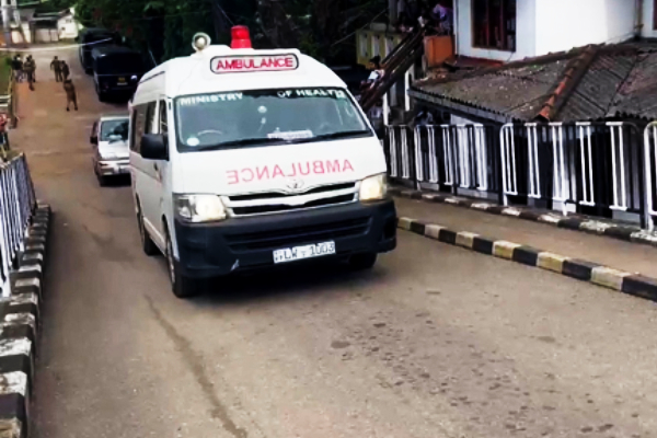 ரணில் அவசர சிகிச்சைப் பிரிவில் அனுமதி | Ranil Transferred To Colombo National Hospital