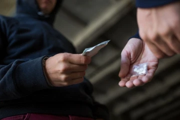 30 வயது பெண்ணின் மோசமான செயல்