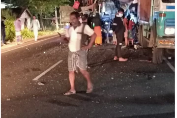 கொழும்பிலிருந்து சென்ற சொகுசு பேருந்து விபத்து! எட்டு பேர் வைத்தியசாலையில்