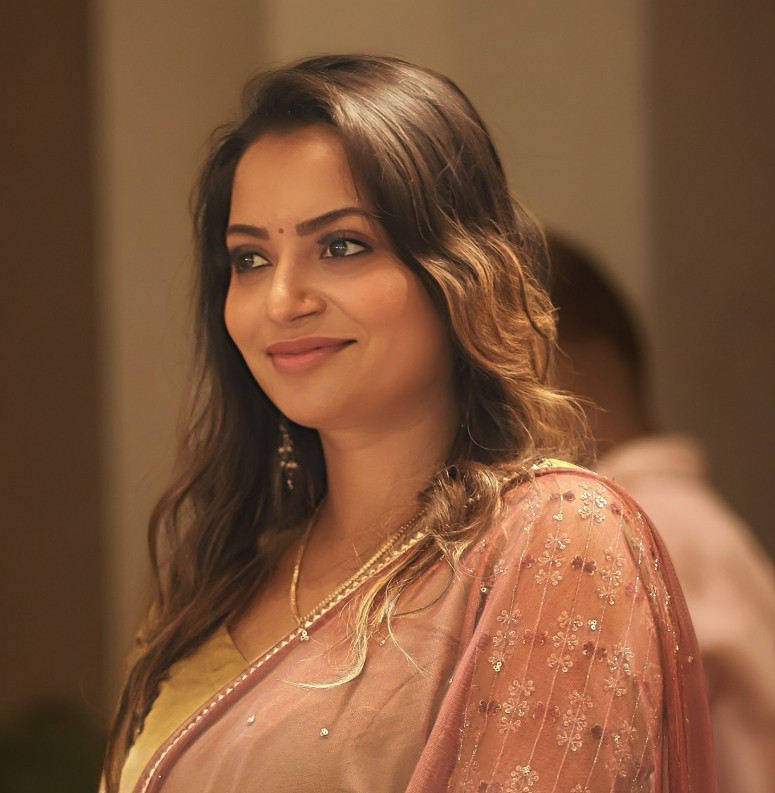 குழலியாக பாண்டியன் ஸ்டோர்ஸ் 2 சீரியலில் நடிக்கும் ஹாசினி போட்டோஸ் 2 Gallery