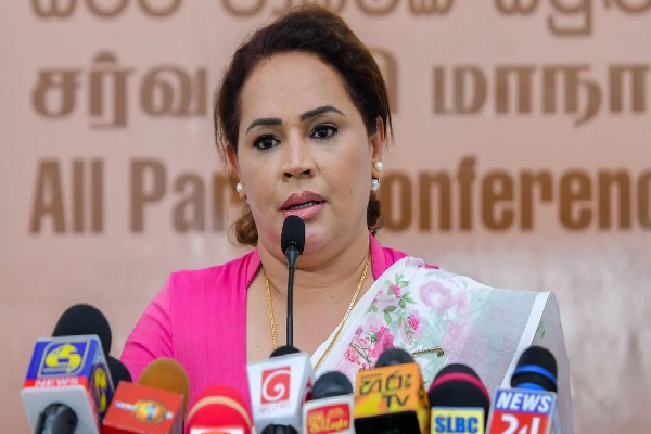 இரவு 10 மணிக்கு பின்னர் புதைகுழி போல் காட்சியளிக்கும் கொழும்பு - அமைச்சர் வெளியிட்ட தகவல் | Colombo Is Like A Grave