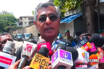 වැය ශීර්ෂේ කොහෙවත් කියලා නෑ පුද්ගලික ඒවට මෙච්චරයි පොදු ඒවාට මෙච්චරයි කියලා ඒ නිසා රනිල්ව අත්අඩංගුවට ගන්න පුළුවන් නම් අනුරව දහවතාවක් අත්අඩංගුවට ගන්න පුළුවන්, පාඨලීත් පෙරට එයි