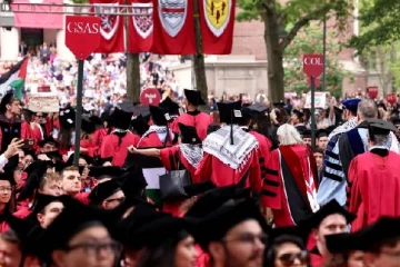 ட்ரம்புக்கு No சொன்னதால் ரூ 19,000 கோடியை இழந்த புகழ்பூத்த பல்கலைக்கழகம்