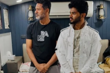 பிரபுதேவாவை உரித்து வைத்திருக்கும் மகன் - அவரே வெளியிட்ட ஒற்றை புகைப்படம்