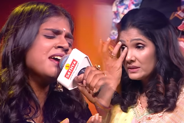 Super Singer: சூப்பர் சிங்கர் அரங்கையே மெய்சிலிர்க்க வைத்த குரல்! கண்கலங்கிய நடுவர்கள் | Super Singer 11 Wild Card Round Dharshana Super Singer: சூப்பர் சிங்கர் அரங்கையே மெய்சிலிர்க்க வைத்த குரல்! கண்கலங்கிய நடுவர்கள் | Super Singer 11 Wild Card Round Dharshana