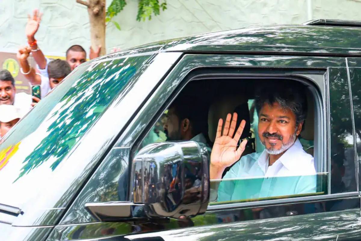 இன்று முதலமைச்சராவாரா விஜய்..! தமிழக அரசியலில் ஏற்பட்டுள்ள பரபரப்பு - டெல்லியின் கட்டுப்பாட்டிற்குள் செல்லுமா தமிழ்நாடு.. | Horse Trading Complaint 3 Year Presidents Rule