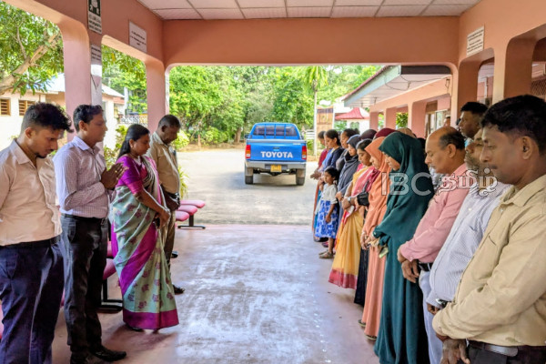 மறக்க முடியாத அலைகள்: பல்வேறு பகுதிகளில் சுனாமி பேரழிவின் நினைவேந்தல் | 21St Anniversary Of The Tsunami Disaster