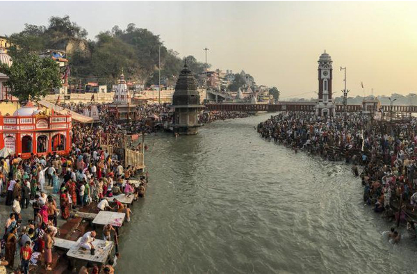புனித கங்கையில் பக்தர்கள் குளிக்க தடை | Devotees Are Prohibited From Bathing Ganga