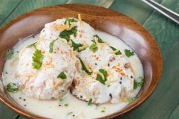 இப்படி ஒரு சுவையில் தயிர் வடை சாப்பிட்டதுண்டா? செய்வது எப்படி?