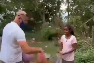 இலங்கையில் வெளிநாட்டவர் ஒருவரின் மனதை உருகவைக்கும் பதிவு (VIDEO)