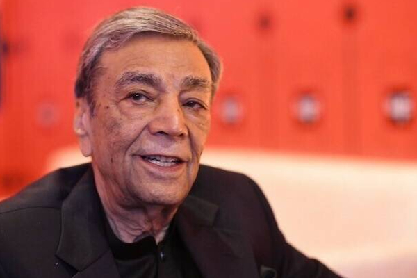 ஹாலிவுட் திரைப்படங்களில் நடித்த நடிகர் திடீரென காலமானார்! | Pakistan Actor Zia Mohyeddin Passed Away