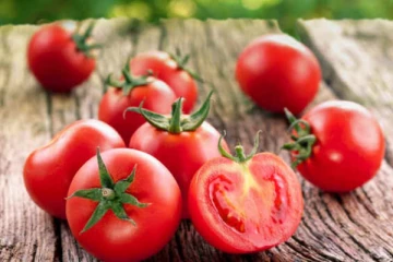 தக்காளி அதிகம் சாப்பிட்டால் பிரச்சனை வருமா? மக்களே உஷார்!