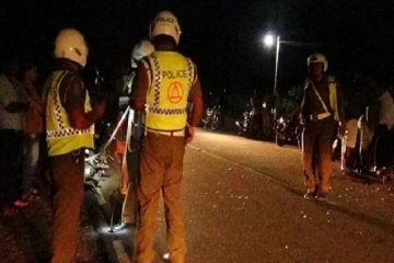 இன்று இரவு கோர விபத்து -14 பேர் படுகாயம்