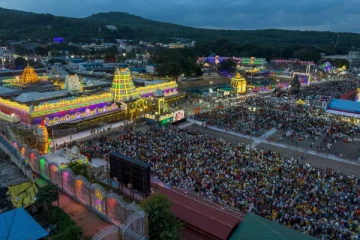 இவர்களுக்கெல்லாம் திருப்பதியில் தங்கும் அறை கிடையாது - தேவஸ்தானம் முடிவு!