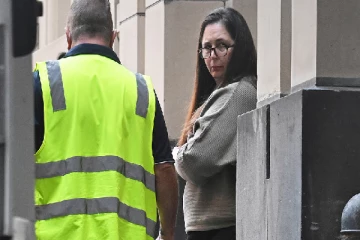 மாமியார் மாமனாருக்கு நச்சுக் காளான் கொடுத்து கொலை; கணவருக்கு கோழி குருமா