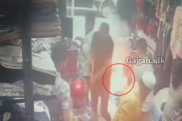 ජංගම දුරකථනයක් පුපුරා යයි..හැමෝම මේ ගැන දැනුවත් වන්න..