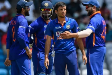 இப்படி ஒரு அணியை ஏன் தெரிவு செய்தீர்கள்? இந்திய கிரிக்கெட் வாரியத்தை விளாசும் ரசிகர்கள்