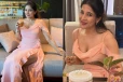 தாய்லாந்தில் கணவருடன் 36வது பிறந்தநாளை கொண்டாடிய நடிகை சாக்ஷி அகர்வால்..