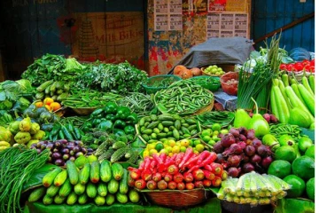 දිවයින පුරා එළවළු මිල ගණන් හදිසියේම වෙනස් වෙයි..නව මිල ගණන් මෙතනින් දැනගන්න.