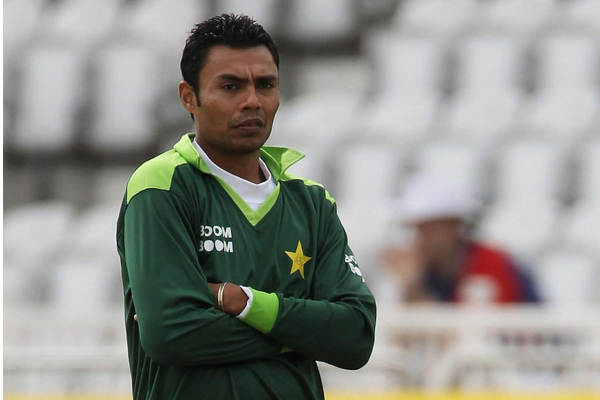 “ரெண்டு பேரும் தனி தனியா அமர்ந்திருந்தாங்க..விராட் கோலி ரொம்ப அமைதியா இருந்தார்” - கோலி மற்றும் ராகுல் குறித்து பாகிஸ்தான் வீரர் ஓப்பன் டாக் - தமிழ்நாடு