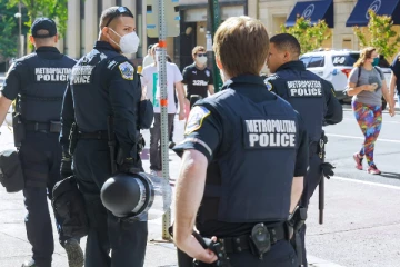 அமெரிக்காவில் பரபரப்பை ஏற்படுத்திய 15 வயது சிறுவன்!