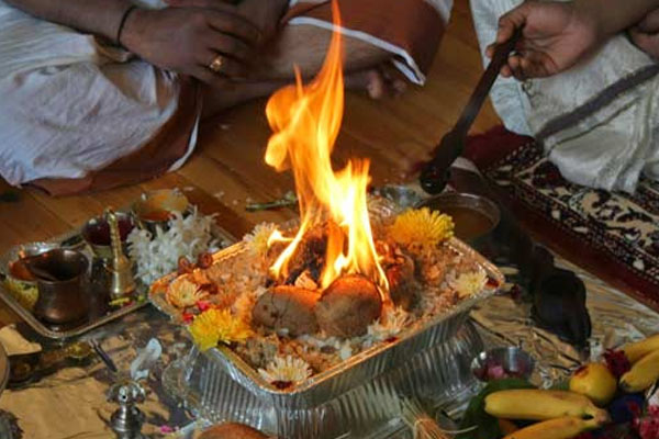 அனைத்து பிரச்சனைகளையும் தீர்த்துவைக்கும் அரசமர விநாயகர்; குடிசையில் இருப்பவர்கள் கூட குபேரர் ஆகலாம்! | Wooden Stick Remedy To Live A Royal Life